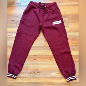 Women’s Medium Cozy Maroon sweatpants Joggers